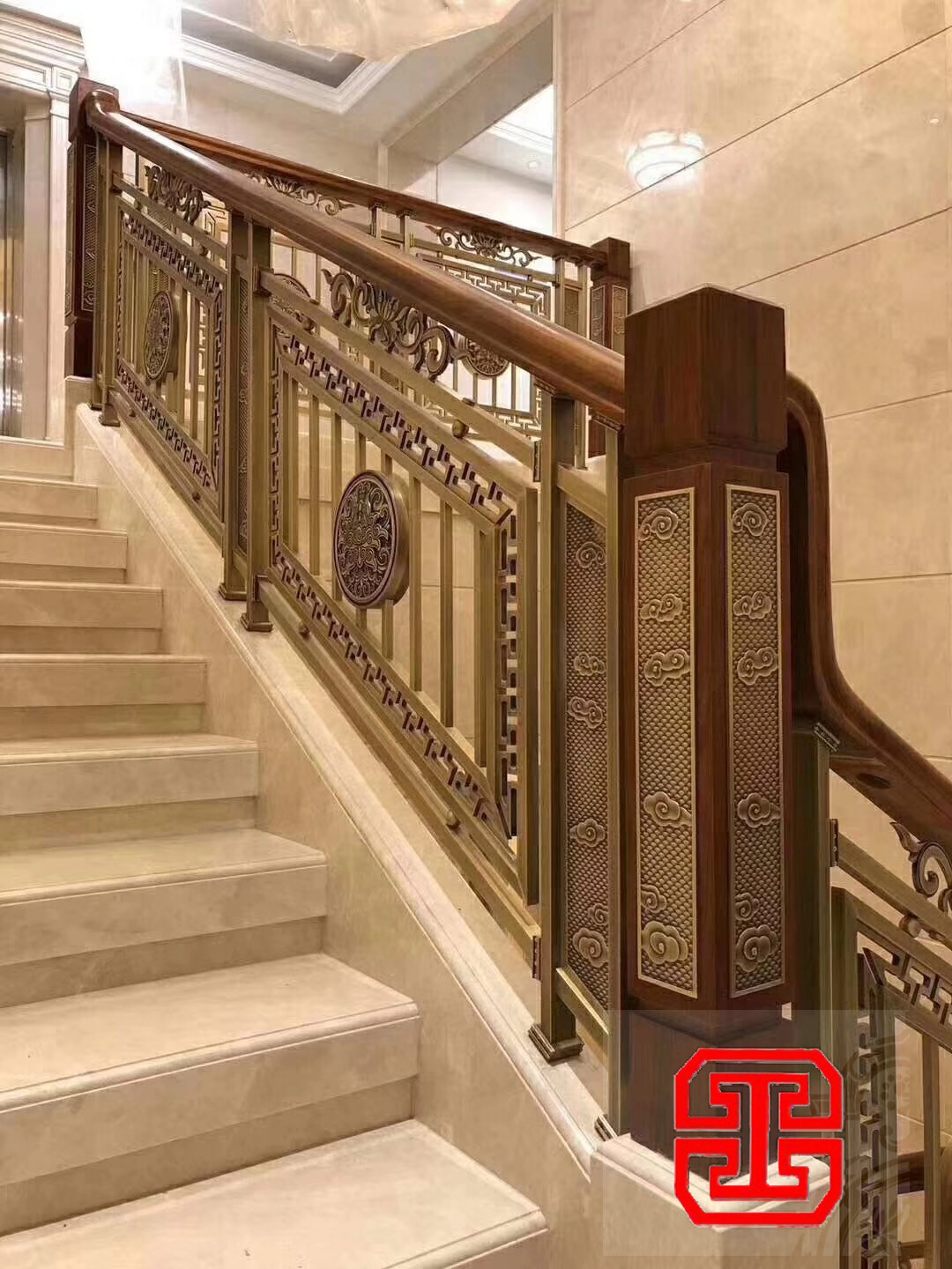 酒店銅樓梯護欄-豪華銅樓梯